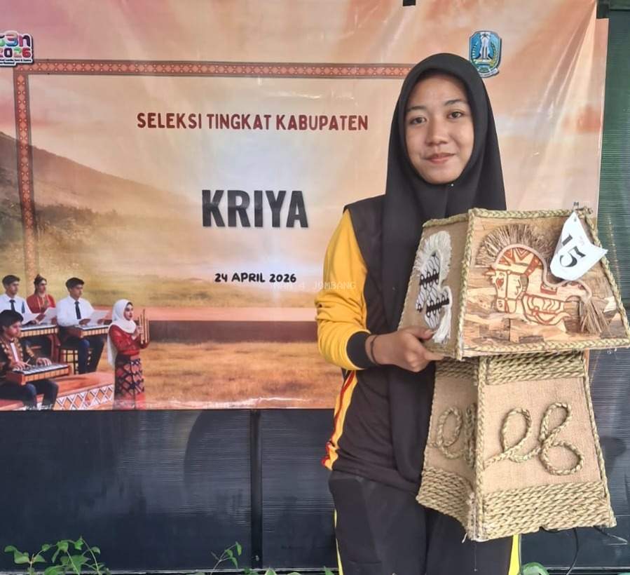 Kombinasi Jaranan dan Batik, Kap Lampu Karya Murid MAN 4 Jombang Raih Juara FLS3N